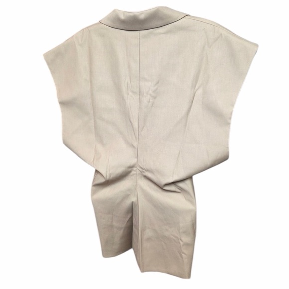 NWT URBAN REVIVO Sleeveless Blazer Vest V Neck Women’s US Size 8 6312 - Picture 4 of 10